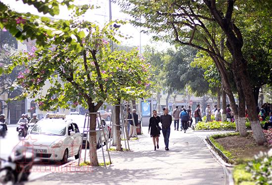 Thời tiết 29/3: Bắc Bộ có nơi trên 28 độ, Nam Bộ đề phòng mưa dông